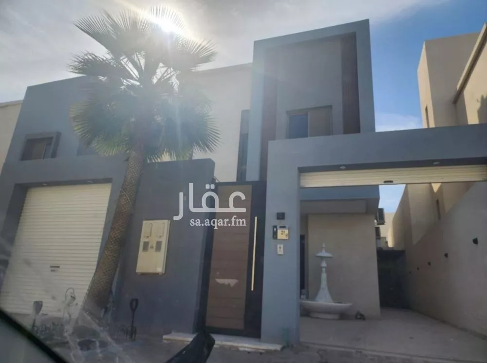 دور للبيع في شارع عبدالخالق بن أبي طاهر, حي عكاظ, مدينة الرياض, منطقة الرياض 1 صورة