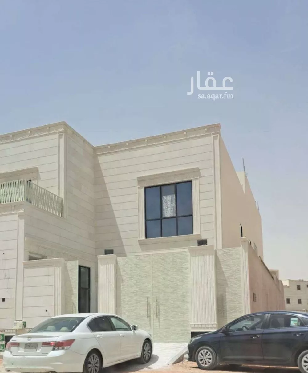 فيلا للبيع في شارع عزت خطاب, حي الرمال, مدينة الرياض, منطقة الرياض 1 صورة