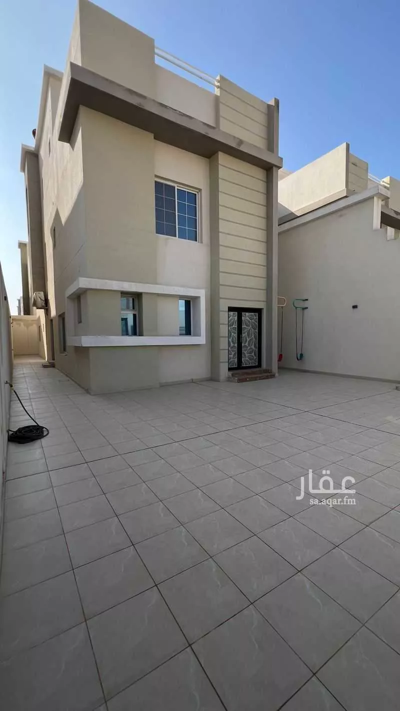 فيلا للبيع في شارع حمد بن محمد الشاوي, حي الخزامى, مدينة الاحساء, المنطقة الشرقية 1 صورة