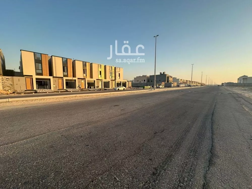 فيلا للبيع في شارع القناعة, حي العقيق, مدينة الخبر, المنطقة الشرقية 1 صورة