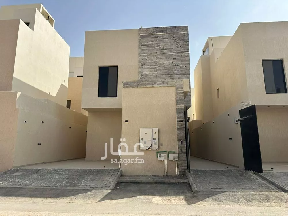 دور للبيع في شارع رقم 160, حي الجنادرية, مدينة الرياض, منطقة الرياض 1 صورة