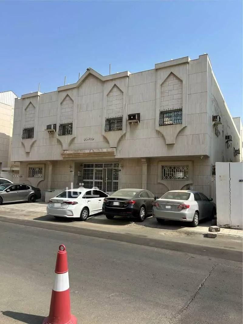 عمارة للبيع في شارع جبل أبو مغير, حي الصفاء, مدينة جدة, منطقة مكة المكرمة 1 صورة