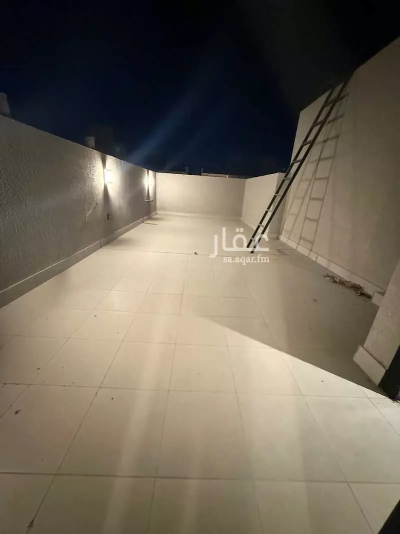 فيلا للبيع في شارع أحمد بن علي المحلي, حي الرمال, مدينة الرياض, منطقة الرياض 1 صورة