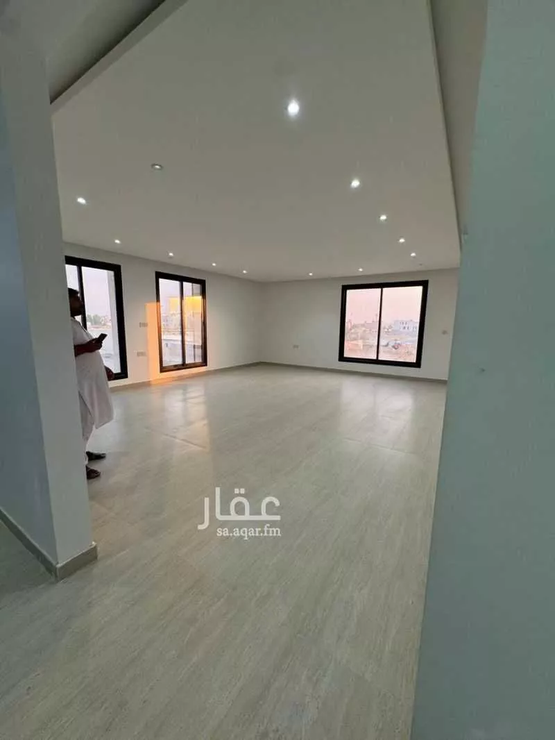 فيلا للبيع في شارع احمد الاهواني, حي العارض, مدينة الرياض, منطقة الرياض 1 صورة