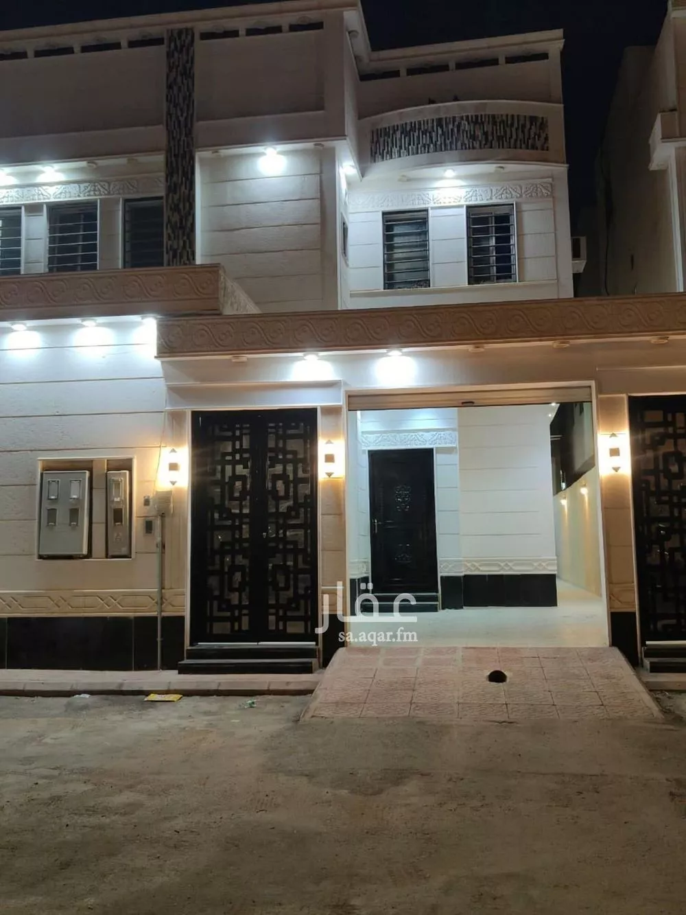 فيلا للبيع في شارع احمد بن سعد الاصبهاني, حي الرمال, مدينة الرياض, منطقة الرياض 1 صورة