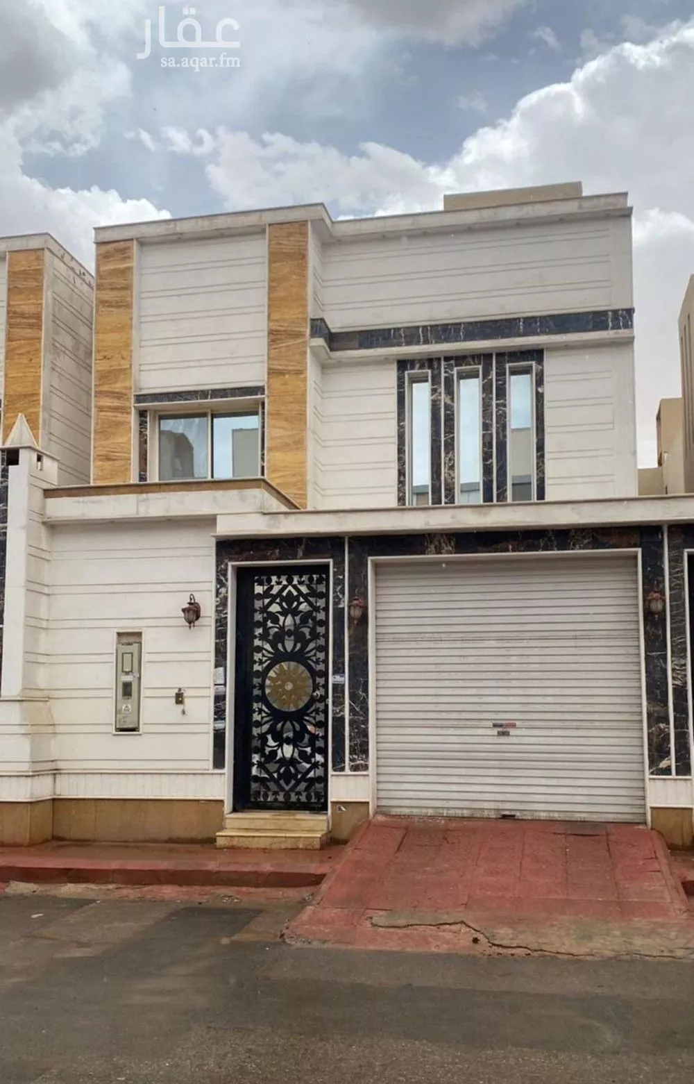 فيلا للبيع في شارع الأقحوان, حي الدار البيضاء, مدينة الرياض, منطقة الرياض 1 صورة