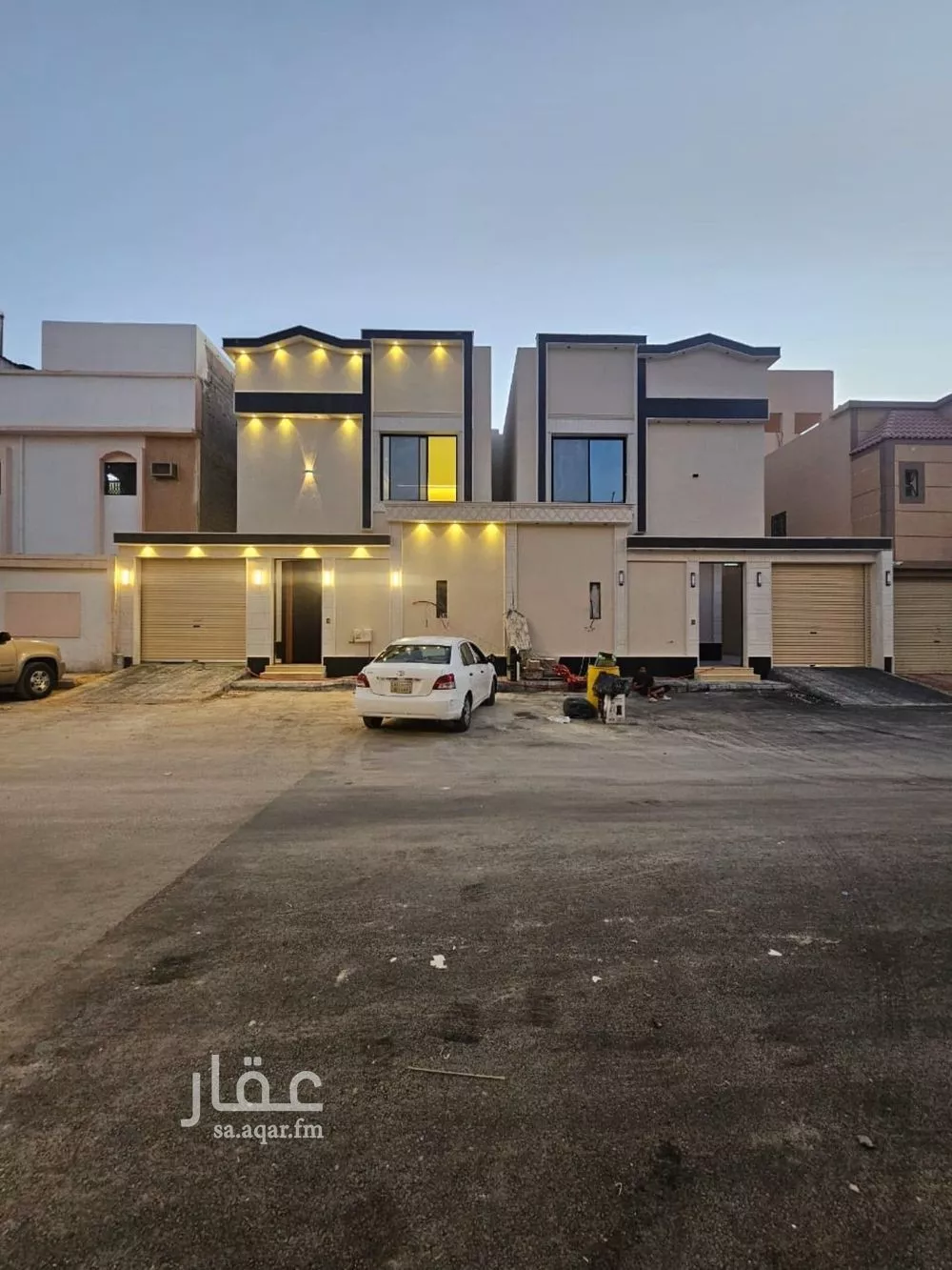 فيلا للبيع في شارع ابي عبدالله محمد بن فرحون, حي العريجاء الغربي, مدينة الرياض, منطقة الرياض 1 صورة