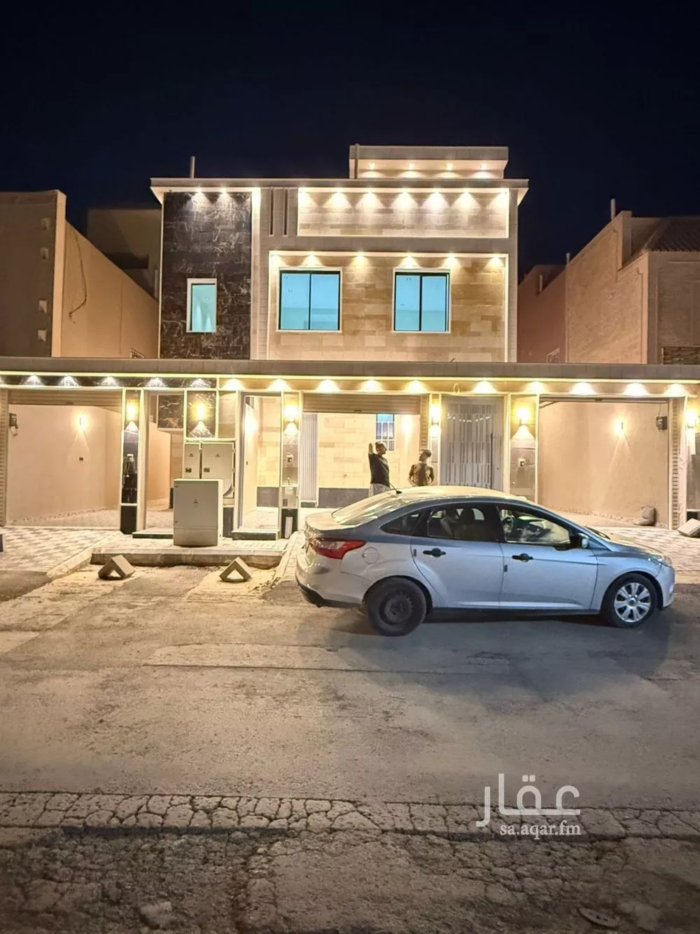 دور للبيع في شارع أحمد بن عبدالرحمن الشهاب, حي طويق, مدينة الرياض, منطقة الرياض 1 صورة