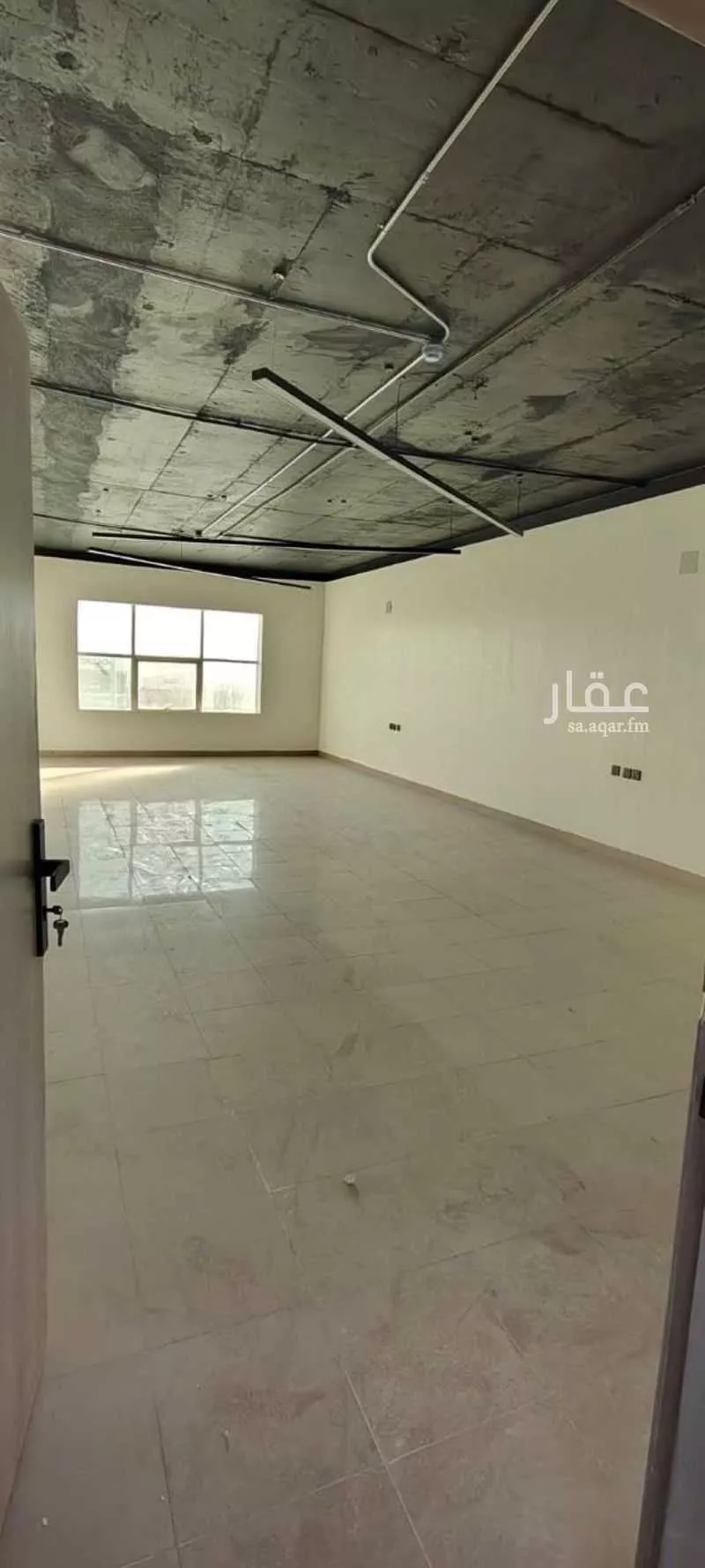 مكتب تجاري للإيجار في شارع الدائري الغربي الفرعي, حي السويدي الغربي, مدينة الرياض, منطقة الرياض 1 صورة