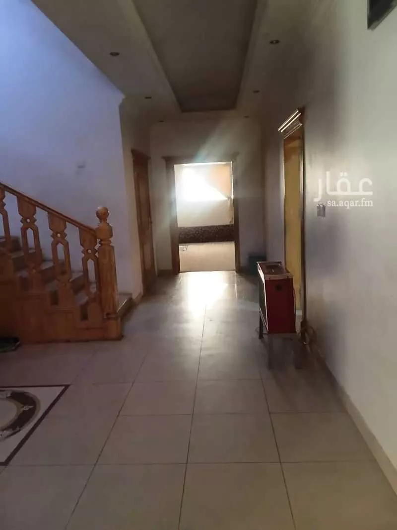 فيلا للبيع في شارع حسن بن عبدالباقي, حي السويدي الغربي, مدينة الرياض, منطقة الرياض 1 صورة