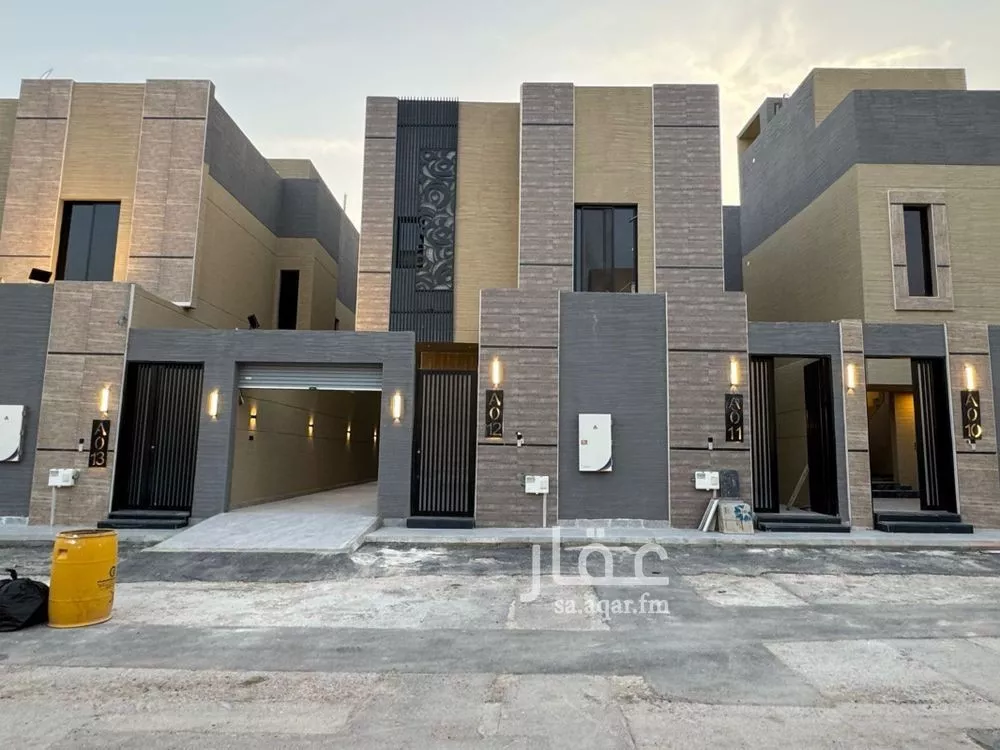 دور للبيع في شارع علي المنوفي, حي المونسية, مدينة الرياض, منطقة الرياض 1 صورة