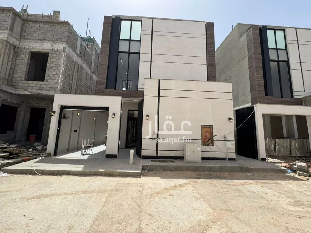 فيلا للبيع في شارع السندس, حي الندوة, مدينة الرياض, منطقة الرياض 1 صورة