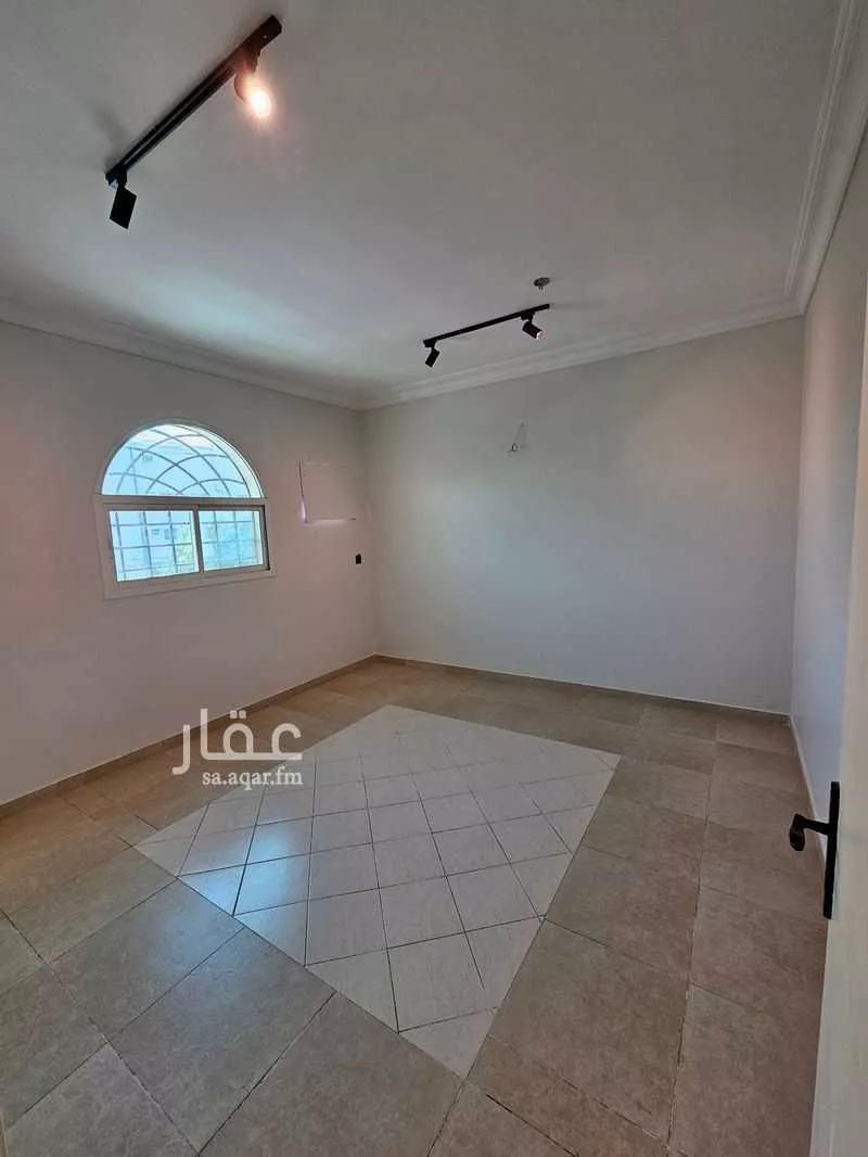 شقة للإيجار في شارع الزبير ابن العوام ابن خويلد ابن اسد, حي الروابي, مدينة الرياض, منطقة الرياض 1 صورة