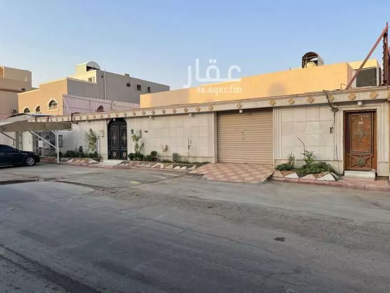 فيلا للبيع في حي ، شارع قس بن ساعدة ، حي الملك فيصل ، الرياض ، منطقة الرياض 1 صورة