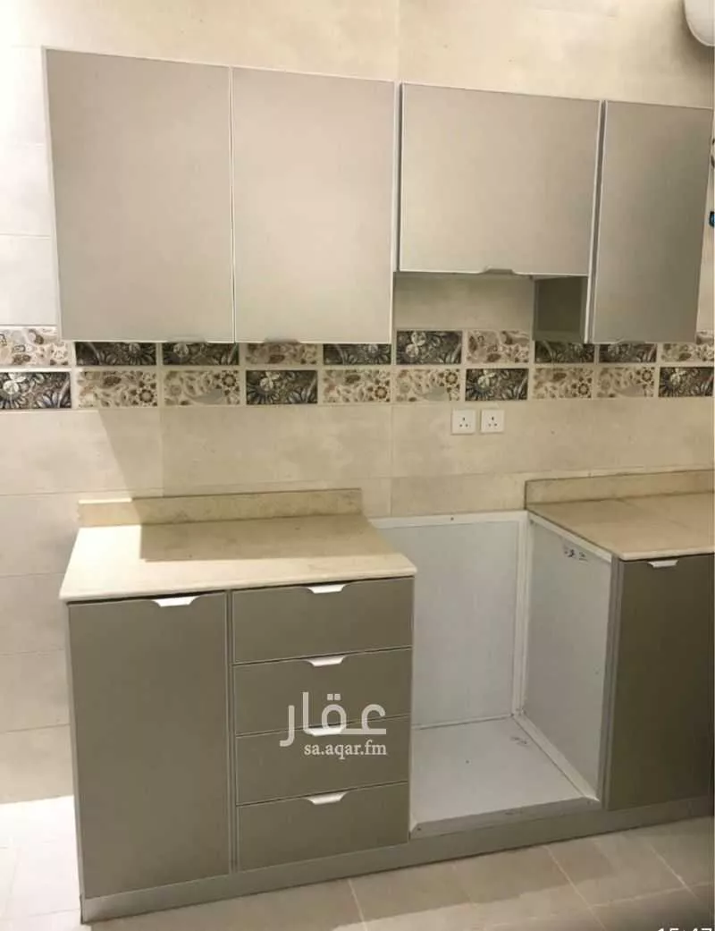 عمارة للإيجار في شارع اللؤلؤة, حي العارض, مدينة الرياض, منطقة الرياض 1 صورة