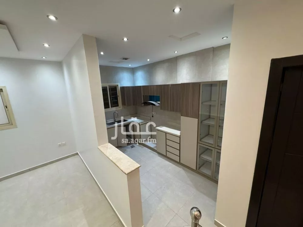 شقة للإيجار في شارع أبي عبدالله محمد, حي العارض, مدينة الرياض, منطقة الرياض 1 صورة