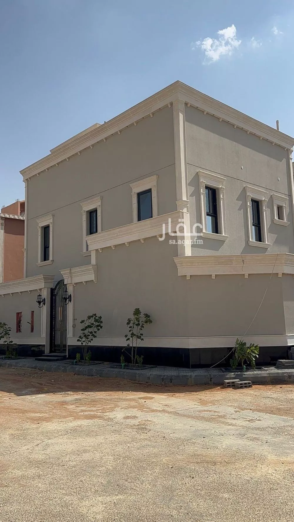 فيلا للبيع في شارع رقم 347, حي ظهرة لبن, مدينة الرياض, منطقة الرياض 1 صورة