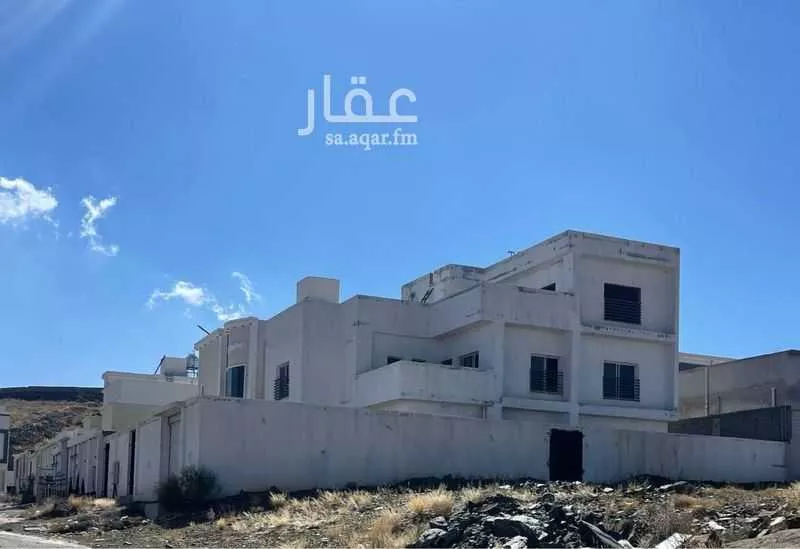 فيلا للبيع في شارع 0000, حي القمر, مدينة ابها, منطقة عسير 1 صورة