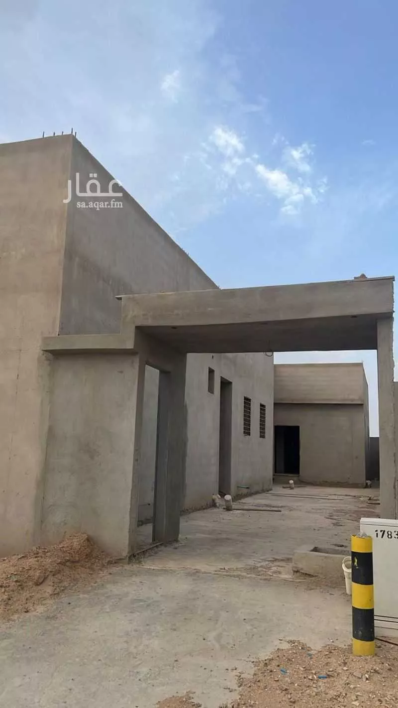 دور للبيع في حي القادسية, مدينة عفيف, منطقة الرياض 1 صورة