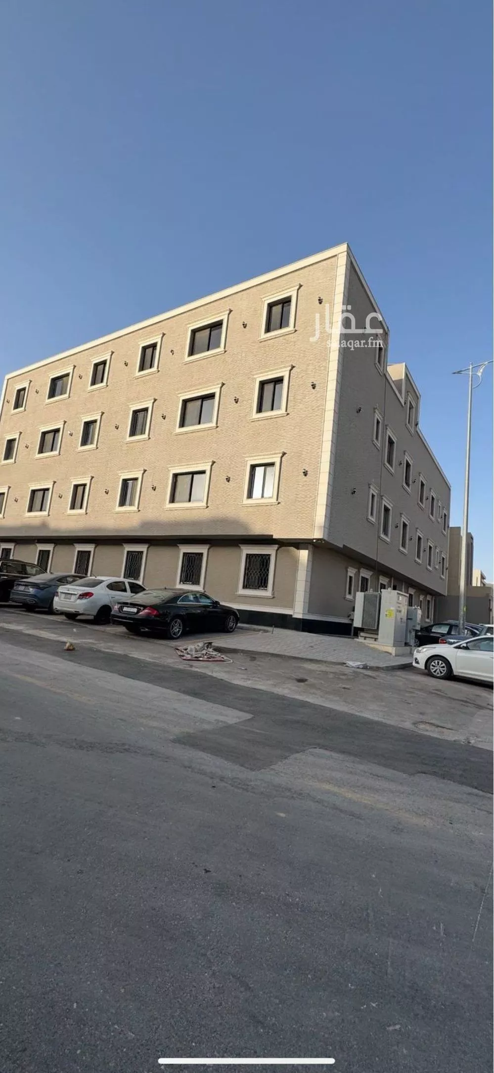 عمارة للبيع في شارع الربيع, حي النرجس, مدينة الرياض, منطقة الرياض 1 صورة