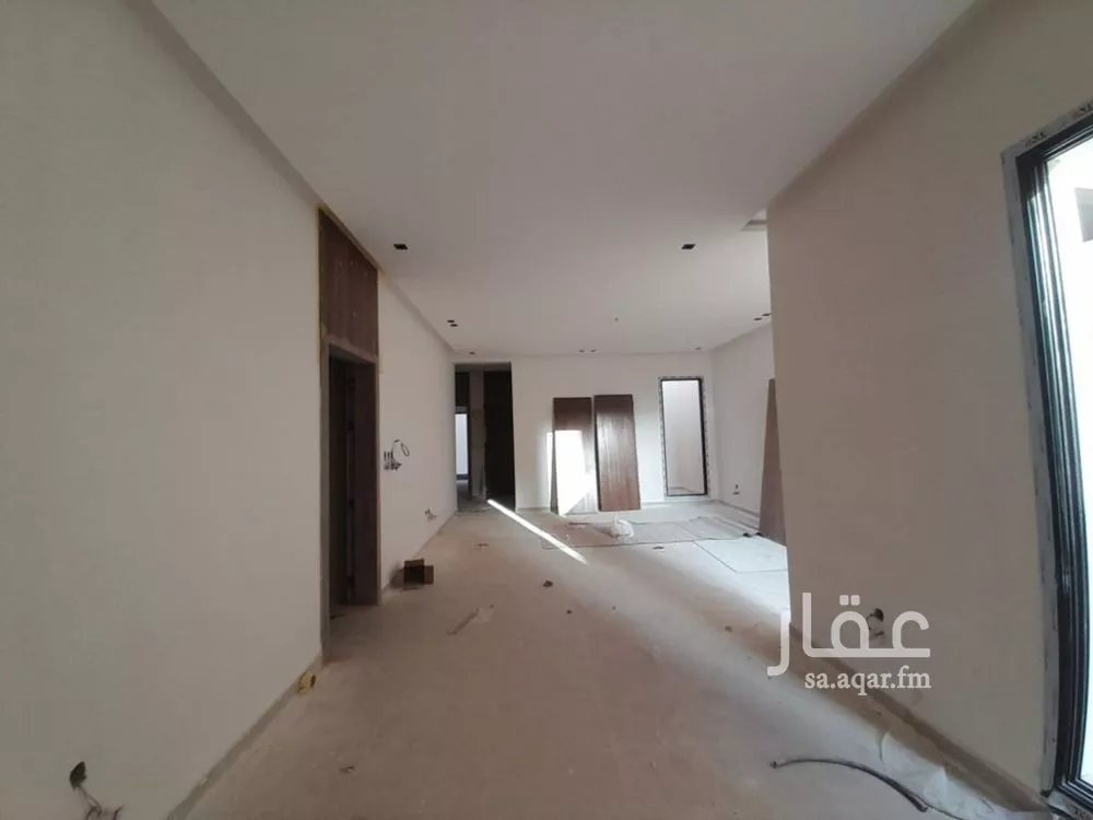 دور للبيع في شارع طارق بن المرتفع, حي ديراب, مدينة الرياض, منطقة الرياض 1 صورة