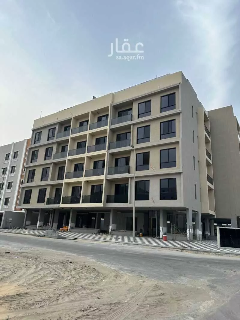 شقة للبيع في شارع النعيريه, حي الحمراء, مدينة الخبر, المنطقة الشرقية 1 صورة