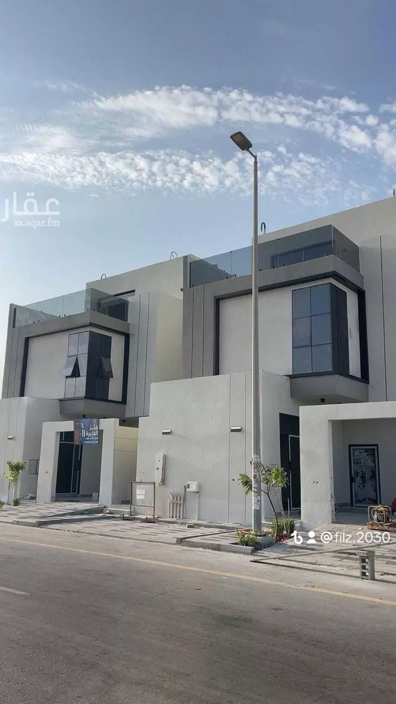 فيلا للبيع في شارع 143 السيف, حي السيف, مدينة الدمام, المنطقة الشرقية 1 صورة