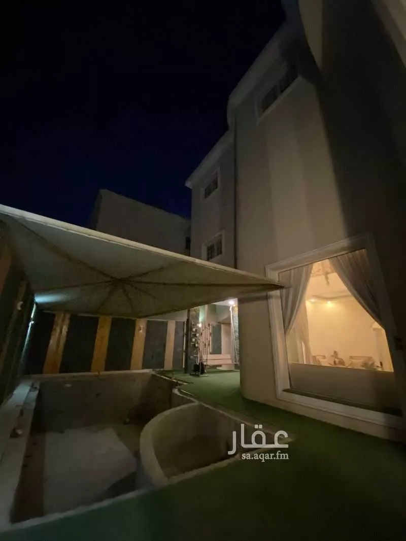 فيلا للبيع في شارع العيينه, حي الصواري, مدينة الخبر, المنطقة الشرقية 1 صورة