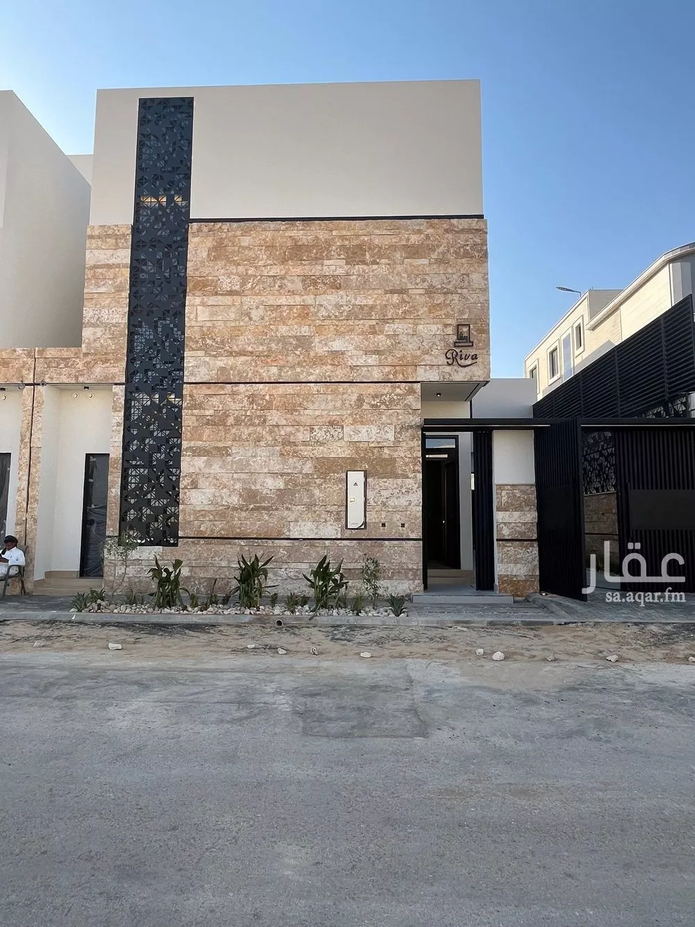 فيلا للبيع في شارع عمر بن عبدالقادر مفتي, حي المهدية, مدينة الرياض, منطقة الرياض 1 صورة