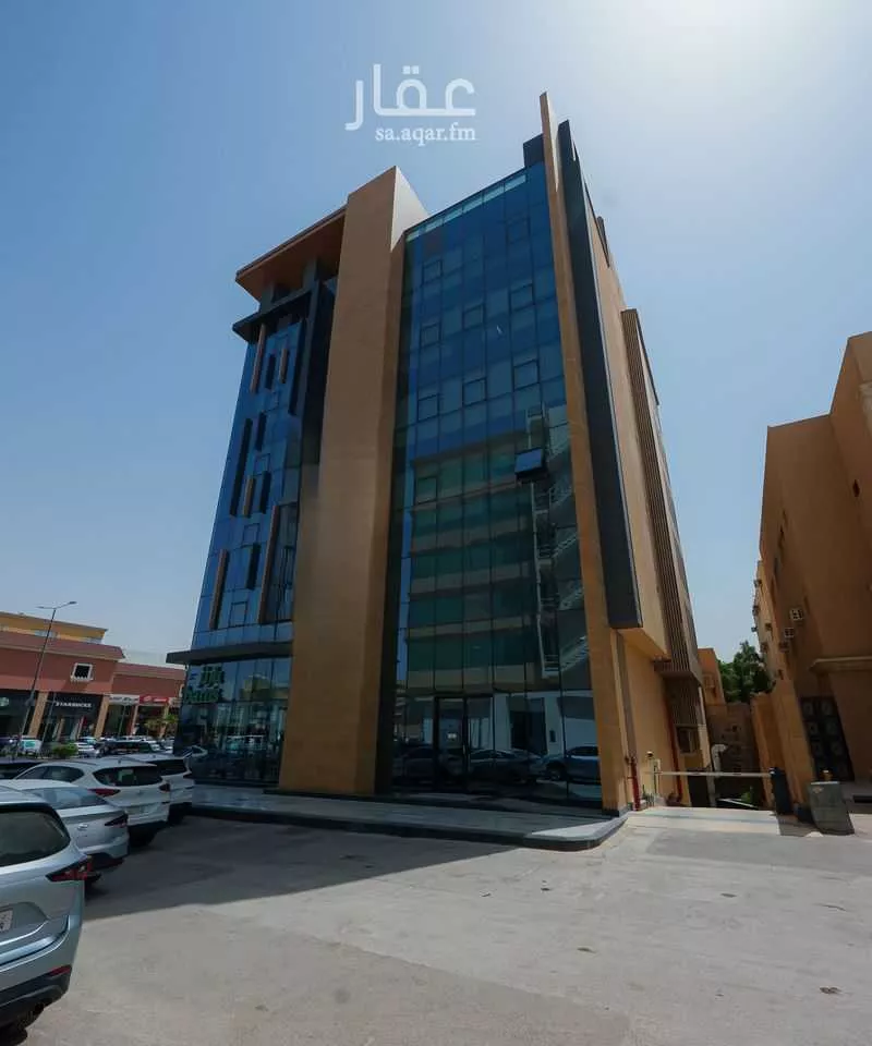 مكتب تجاري للإيجار في شارع الجامعة ، حي الملز ، الرياض ، منطقة الرياض 1 صورة