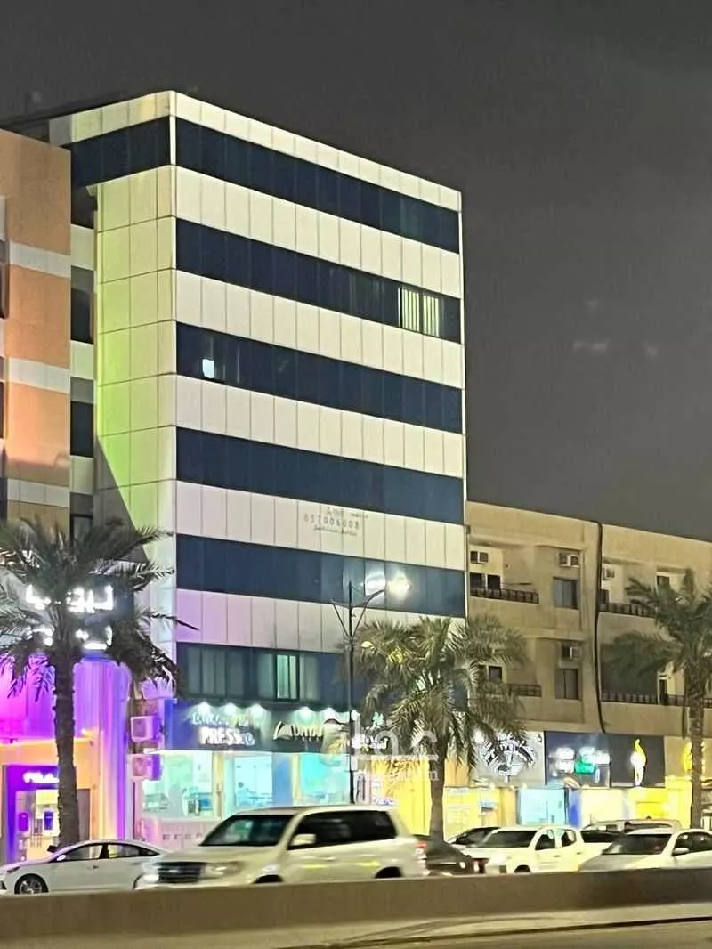 مكتب تجاري للإيجار في شارع طريق الملك عبدالعزيز, حي مدينة العمال, مدينة الخبر, المنطقة الشرقية 1 صورة