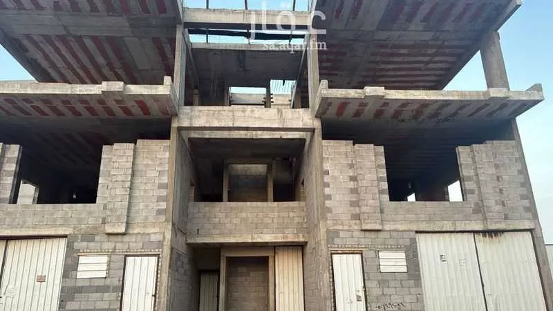 عمارة للبيع في شارع سويد بن مقرن, حي بنى حارثة, مدينة المدينة المنورة, منطقة المدينة المنورة 1 صورة