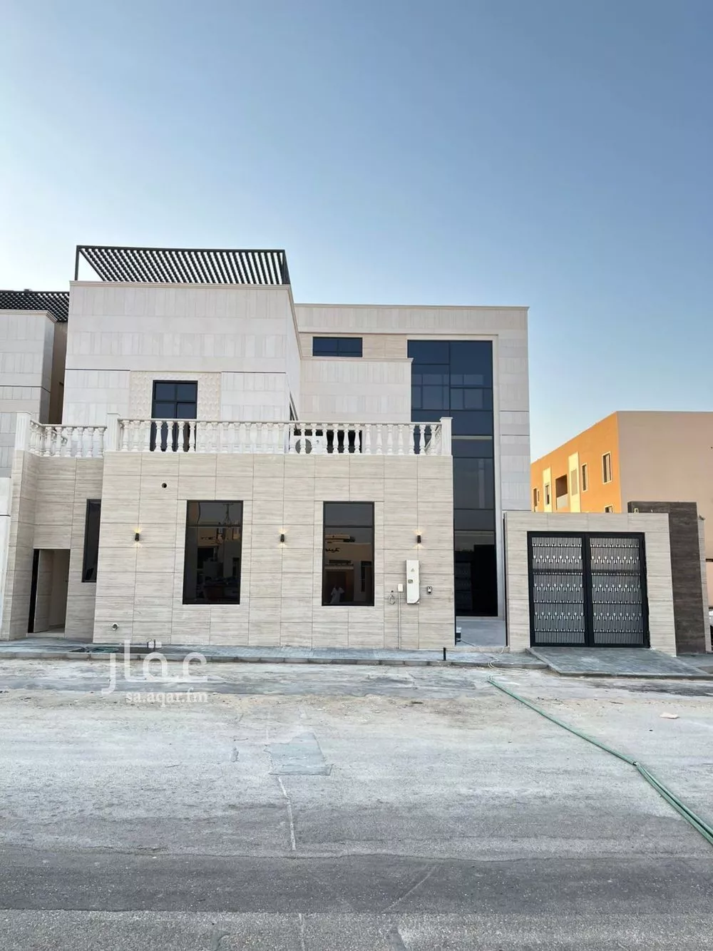 فيلا للبيع في شارع إبراهيم بن عمر الدميري, حي المهدية, مدينة الرياض, منطقة الرياض 1 صورة