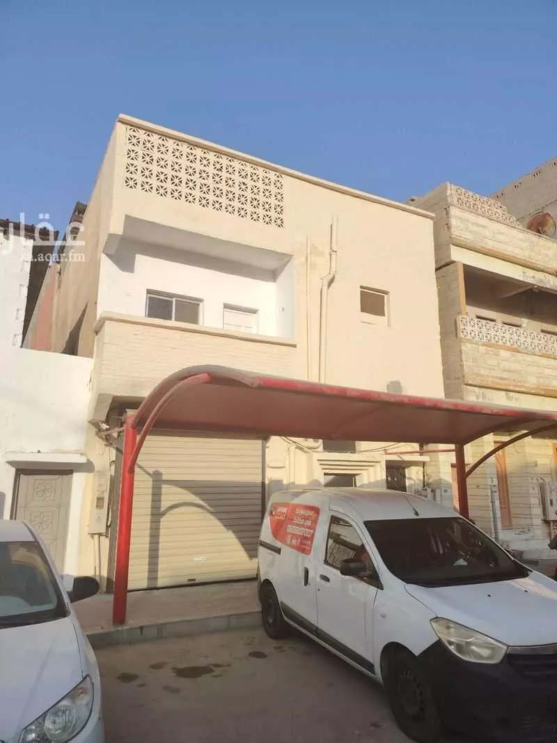 عمارة للبيع في شارع حائل, حي الثقبة, مدينة الخبر, المنطقة الشرقية 1 صورة