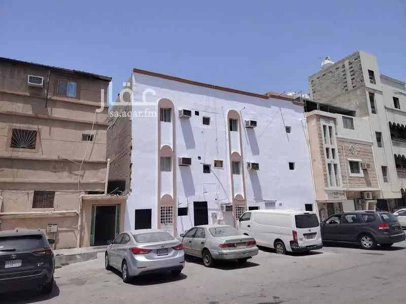 عمارة للبيع في شارع ضبا, حي الثقبة, مدينة الخبر, المنطقة الشرقية 1 صورة