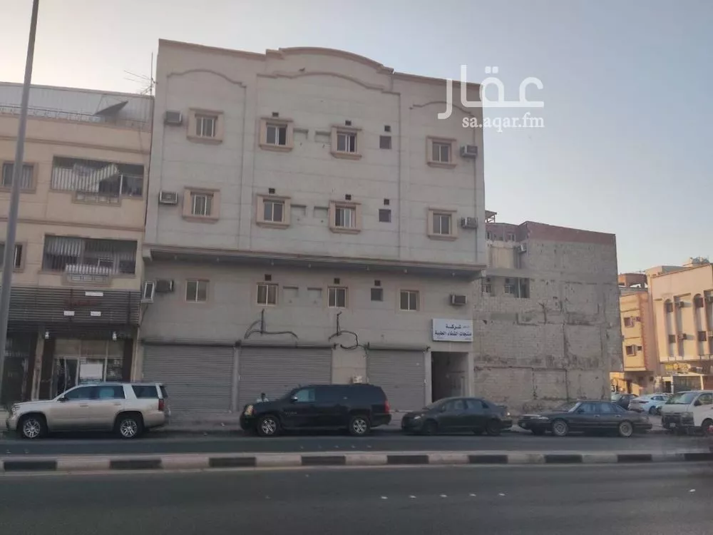عمارة للبيع في حي العدامة, مدينة الدمام, المنطقة الشرقية 1 صورة