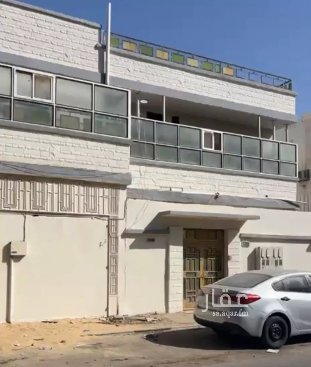 دور للبيع في حي غرناطة, مدينة الدمام, المنطقة الشرقية 1 صورة