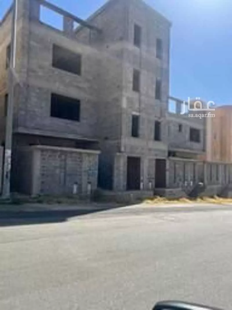 عمارة للبيع في شارع ابو جعفر المنصور, حي العرين, مدينة أبها, منطقة عسير 1 صورة