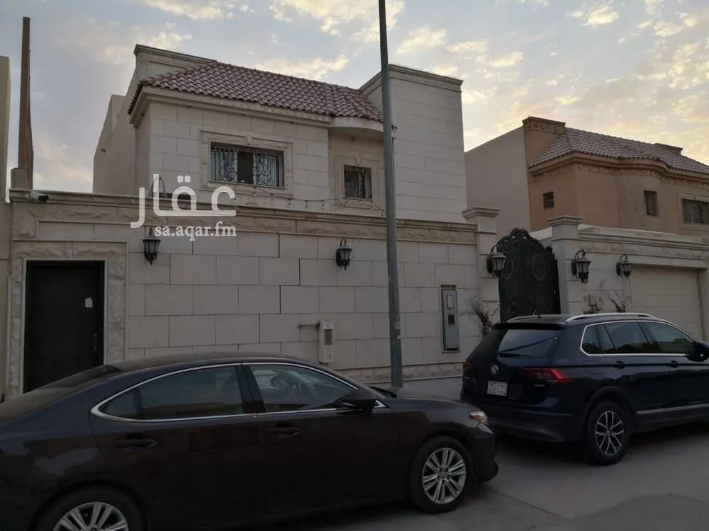 فيلا للبيع في شارع الفضائل, حي الربيع, مدينة الرياض, منطقة الرياض 1 صورة