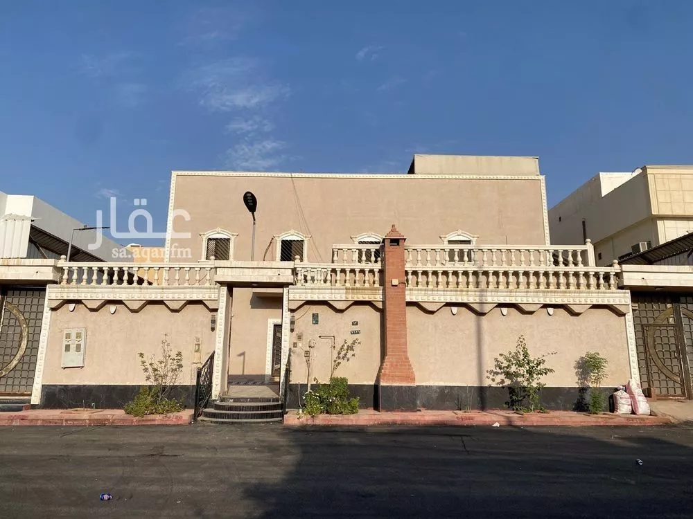 فيلا للبيع في شارع الدفاع, حي إشبيلية, مدينة الرياض, منطقة الرياض 1 صورة