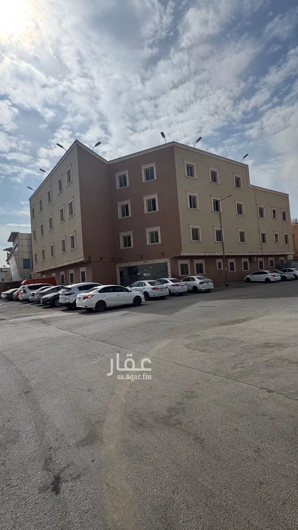 عمارة للإيجار في شارع ممر34, حي المونسية, مدينة الرياض, منطقة الرياض 1 صورة