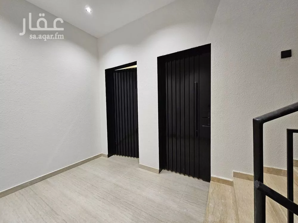 دور للبيع في شارع سليمان الحميضي, حي البيان, مدينة الرياض, منطقة الرياض 1 صورة