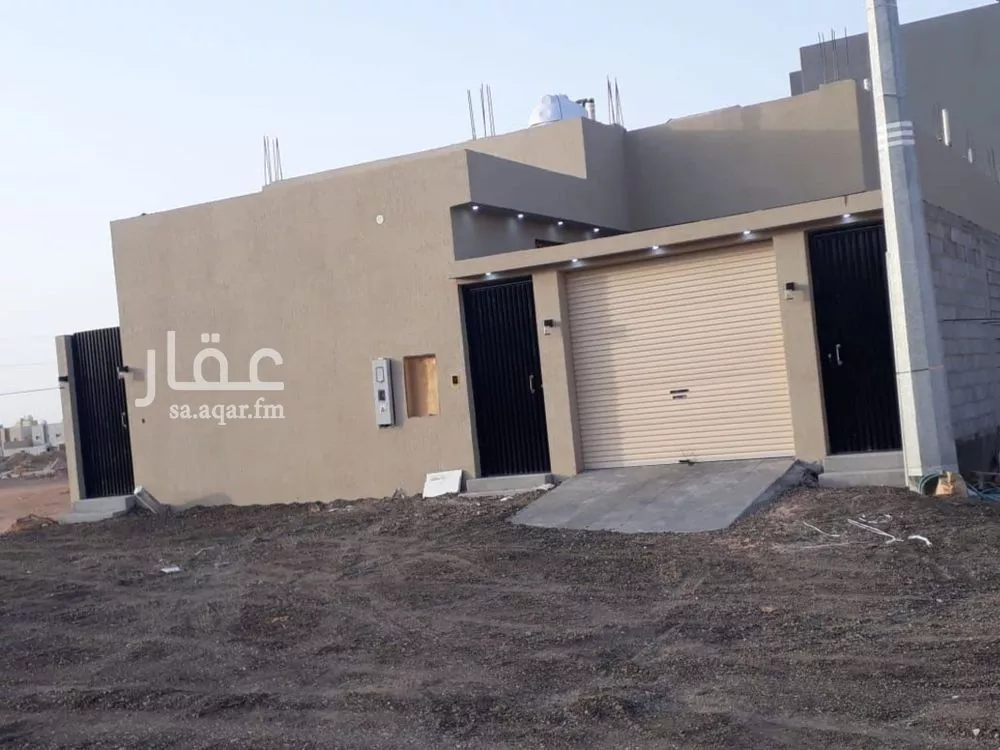 فيلا للبيع في شارع عقرباء 27, حي عقرباء, مدينة الجبيلة, منطقة الرياض 1 صورة