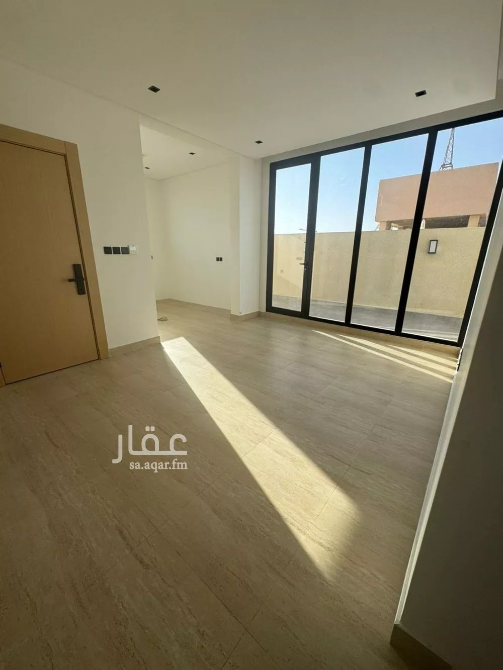 شقة للإيجار في شارع طريق الملك فهد الفرعي, حي العقيق, مدينة الرياض, منطقة الرياض 1 صورة