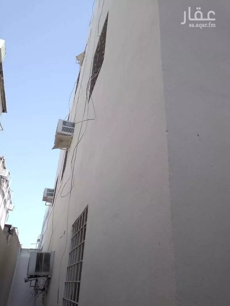 عمارة للبيع في شارع رياض الخبراء, حي القادسية, مدينة الدمام, المنطقة الشرقية 1 صورة