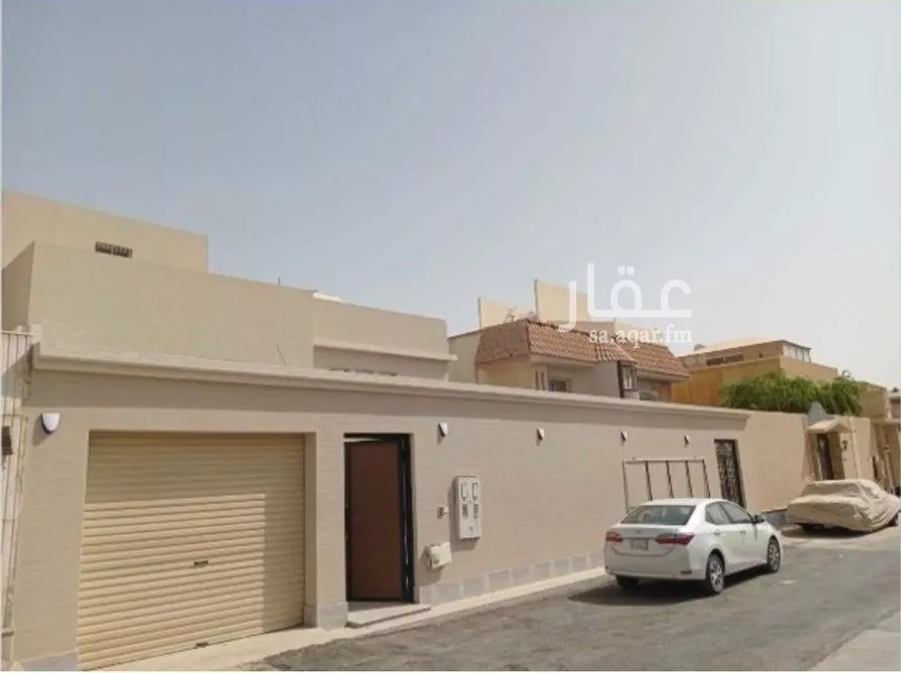 فيلا للبيع في شارع الجفة, حي الملك فهد, مدينة الرياض, منطقة الرياض 1 صورة