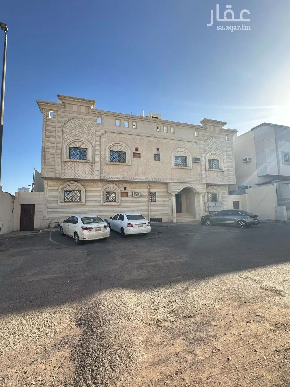 شقة للإيجار في شارع محمد بن بديل بن ورقاء, حي المطار, مدينة المدينه المنوره, منطقة المدينة المنورة 1 صورة