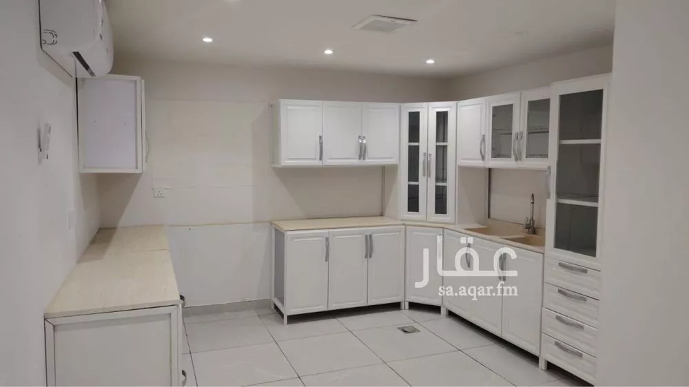 شقة للإيجار في شارع الطويرف, حي إشبيلية, مدينة الرياض, منطقة الرياض 1 صورة