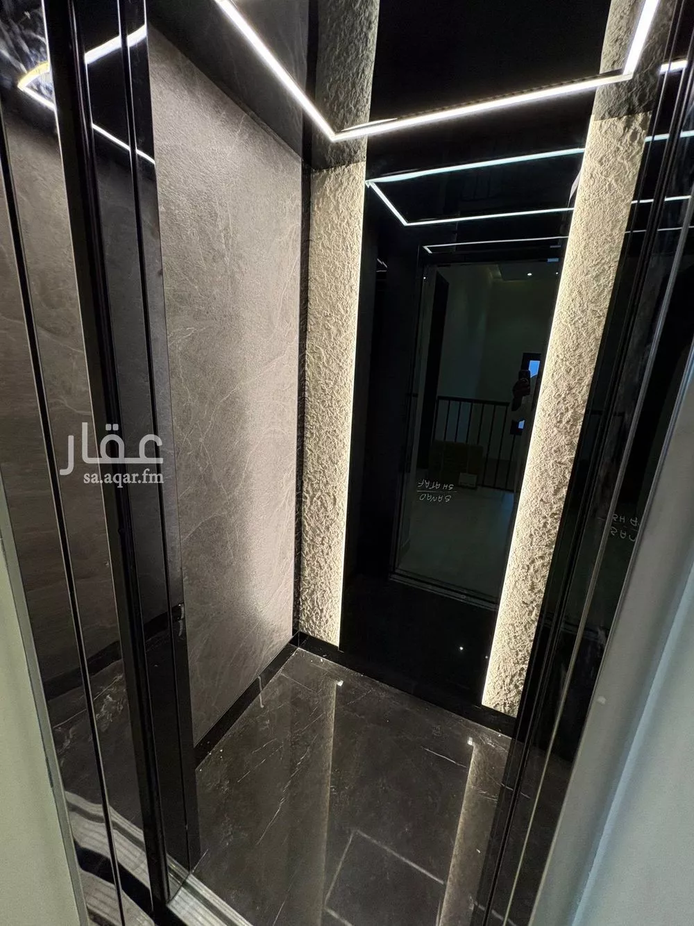 دور للبيع في شارع عبدالملك القلعي, حي العارض, مدينة الرياض, منطقة الرياض 1 صورة