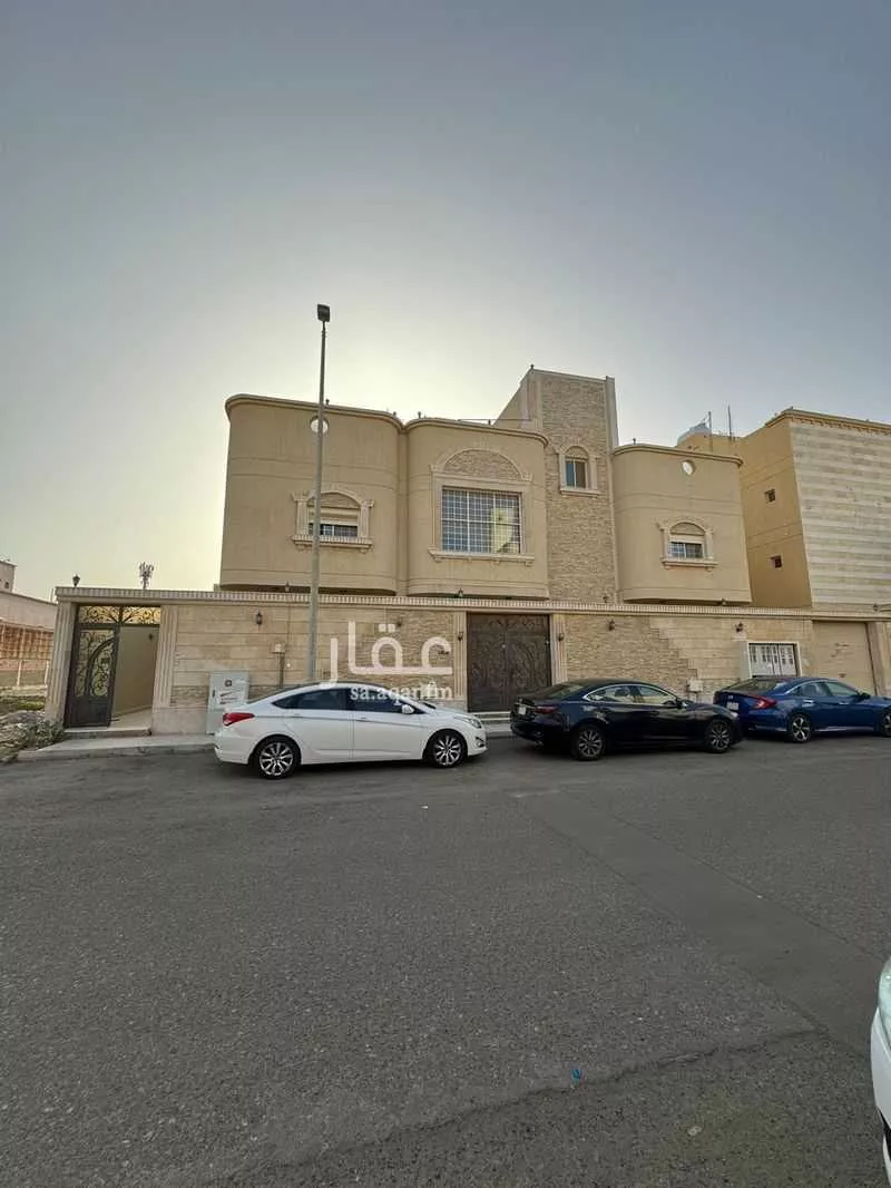 فيلا للبيع في شارع أبي عبد الله العثماني, حي الحمدانية, مدينة جدة, منطقة مكة المكرمة 1 صورة